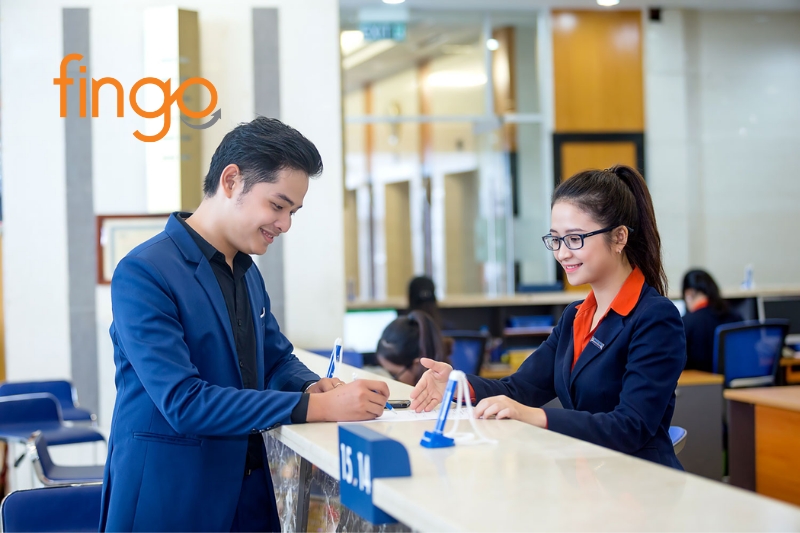 Ủy nhiệm chi Sacombank.